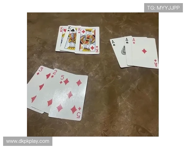 三公扑克牌玩法介绍与实用技巧:新手必看的玩法攻略指南 三公扑克牌玩法介绍与实用技巧:新手必看的玩法攻略指南